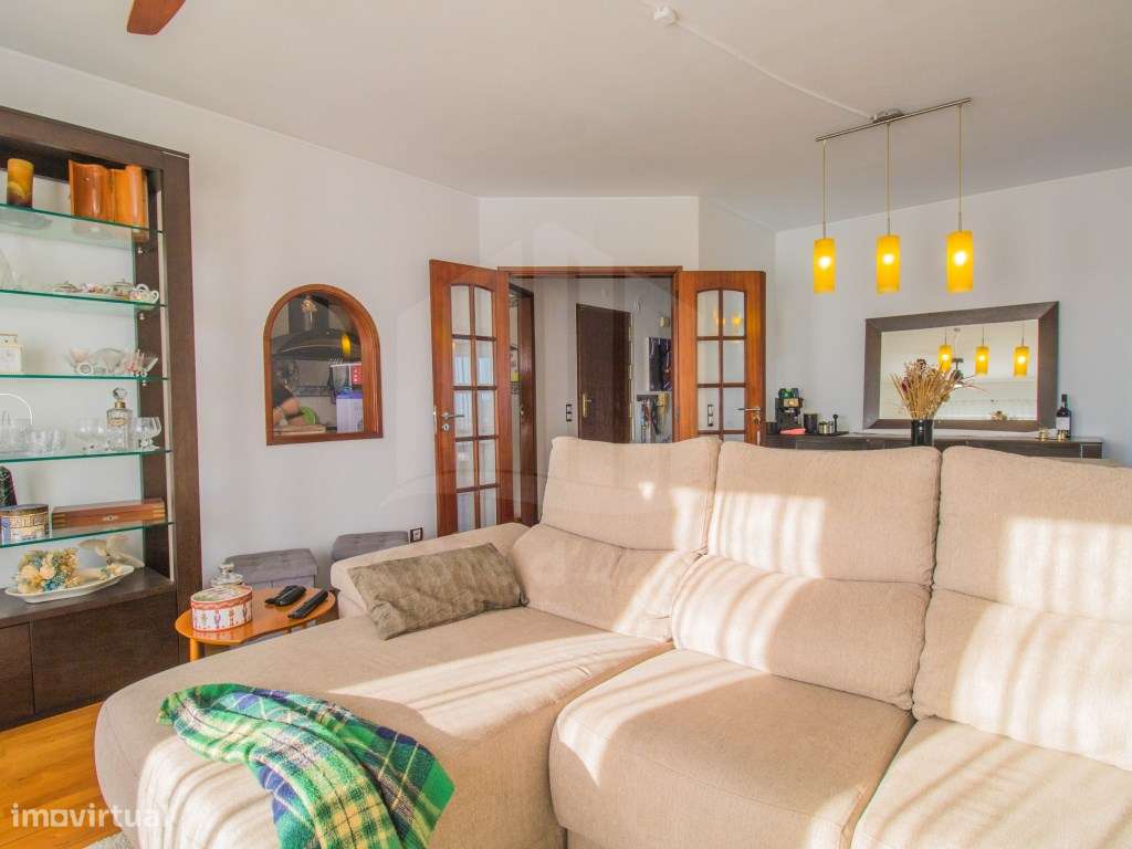 T2 com terraço em Sesimbra-13