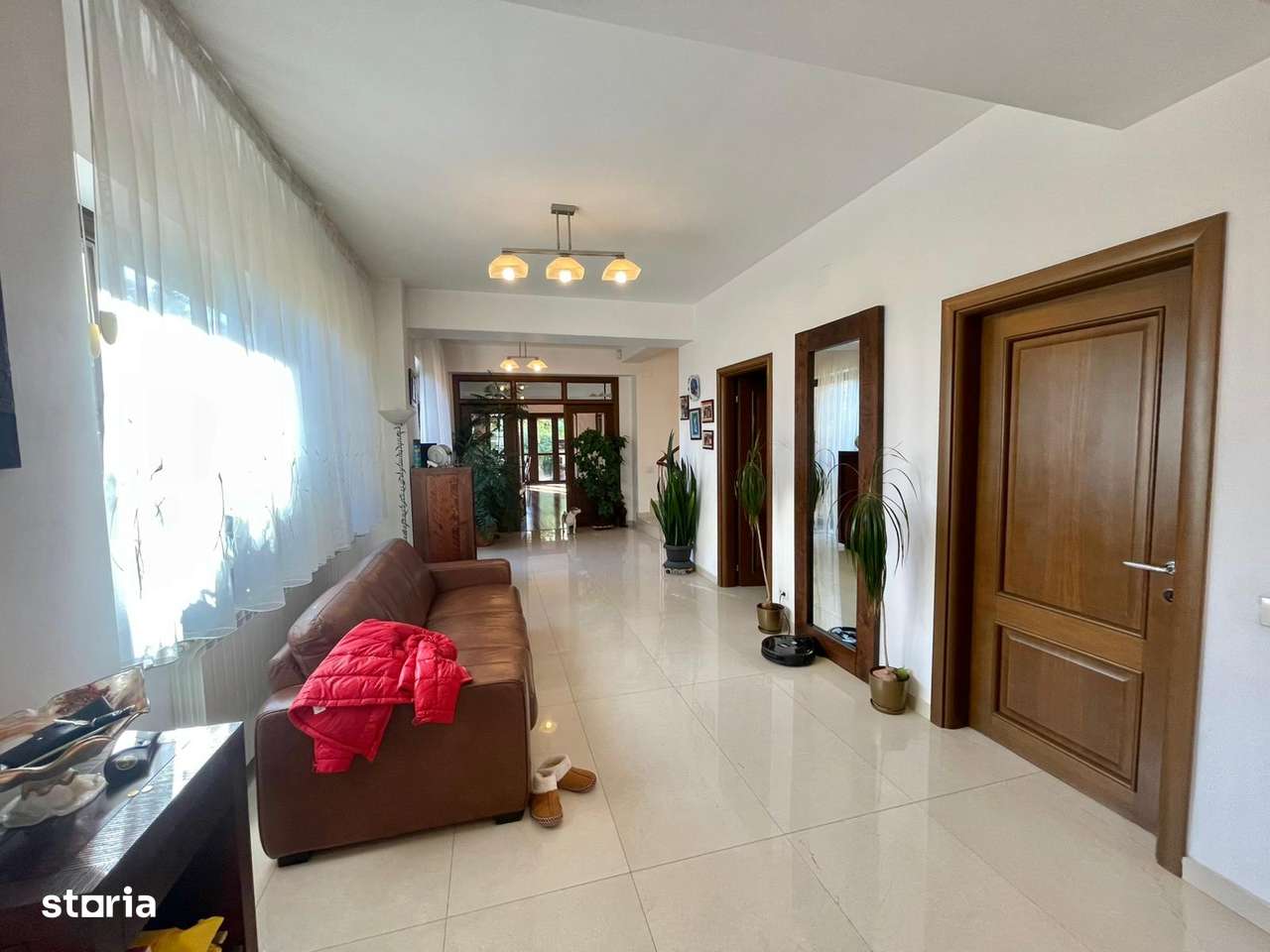 Casa - Damaroaia, Expozitiei, Herastrau-17