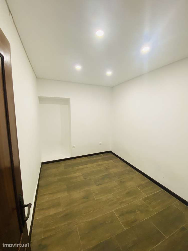 Arrenda-se T1+1 totalmente renovado – Pedroso / Seixezelo - Grande imagem: 4/6