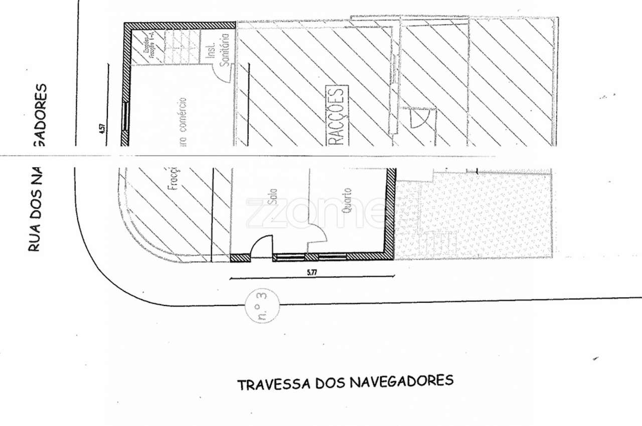 Moradia T8 (T0+T3+T4) no Norton de Matos- Alta Rentabilidade-39