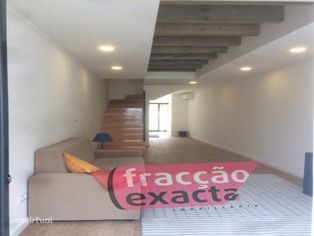 Moradia em Banda T2 DUPLEX, Porto