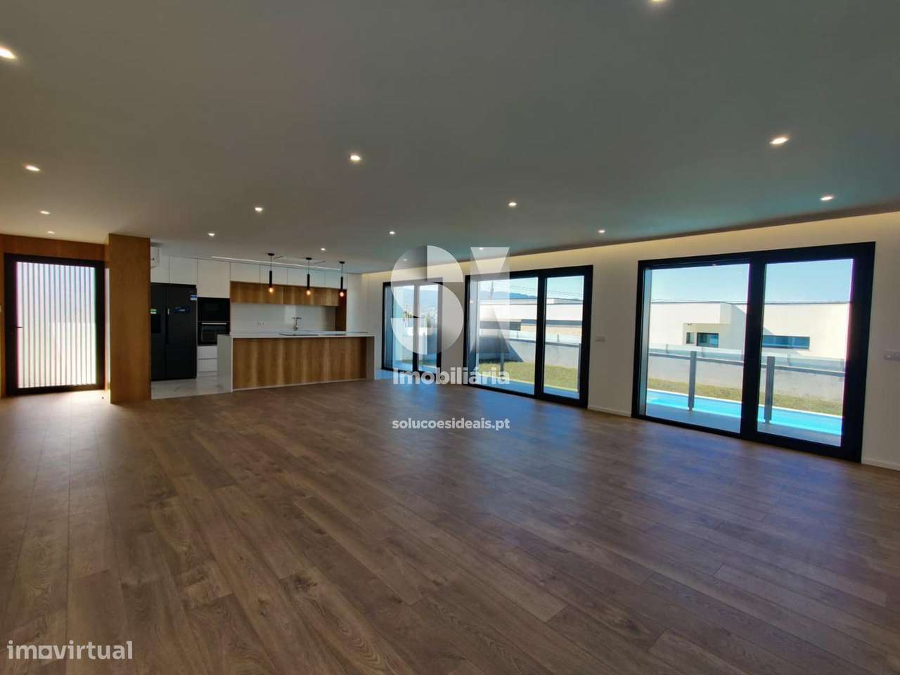 Moradia Isolada e Térrea T3+1 NOVA - Grande imagem: 4/41