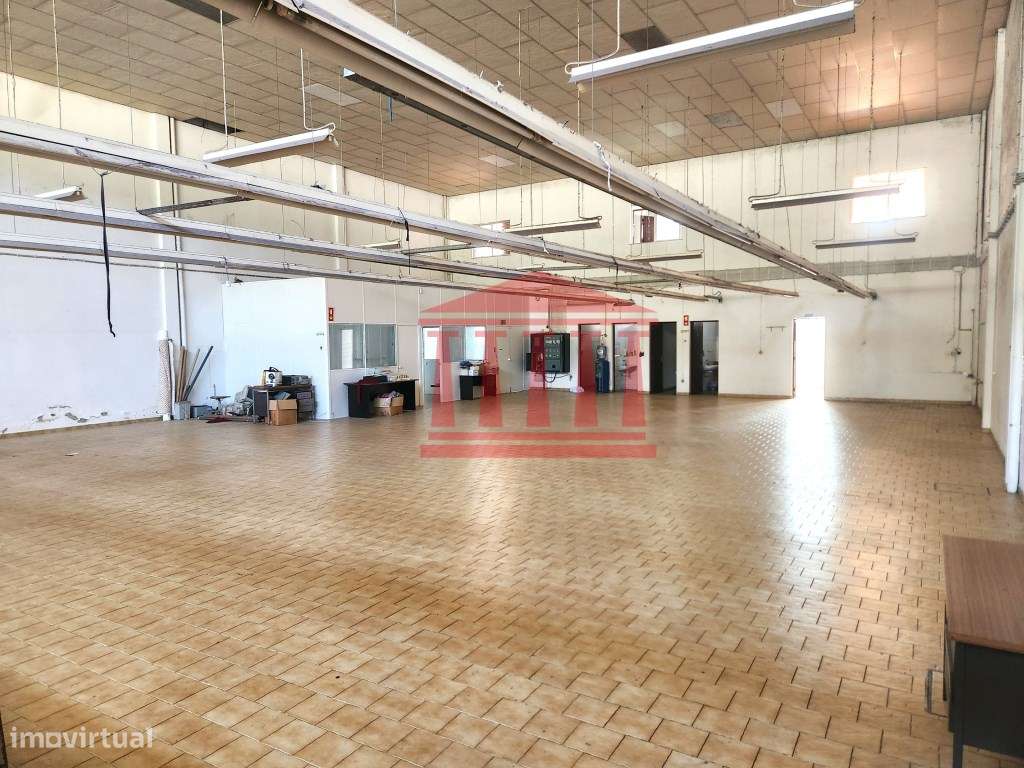 PAVILHÃO INDUSTRIAL- V. F. S. PEDRO - Grande imagem: 5/11