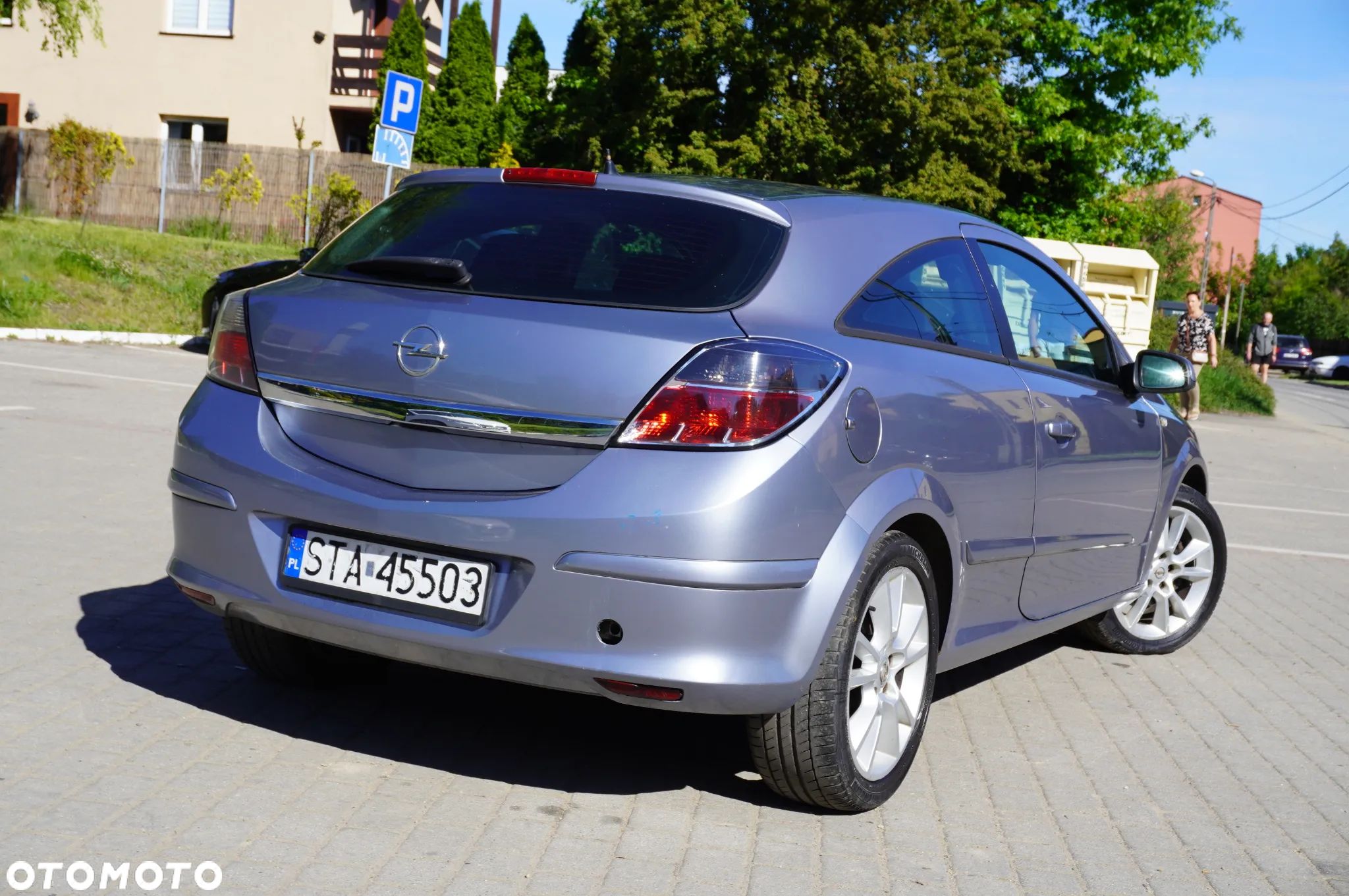 Opel Astra III GTC 1.7 CDTI Enjoy - 1