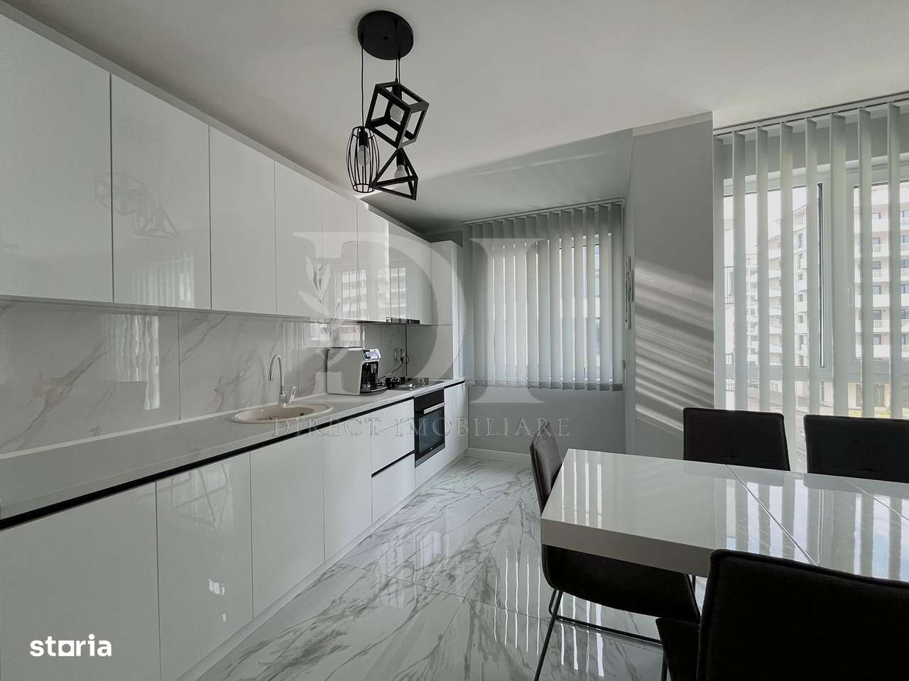 Apartament etaj intermediar | Zona Eroilor | parcare inclusa - Imagine principală: 3/14