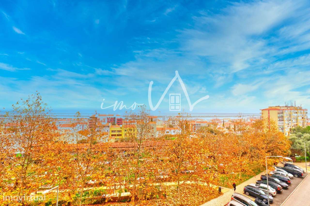 Apartamento T3 com excelentes áreas e uma vista deslumbrante sobre o - Grande imagem: 2/24