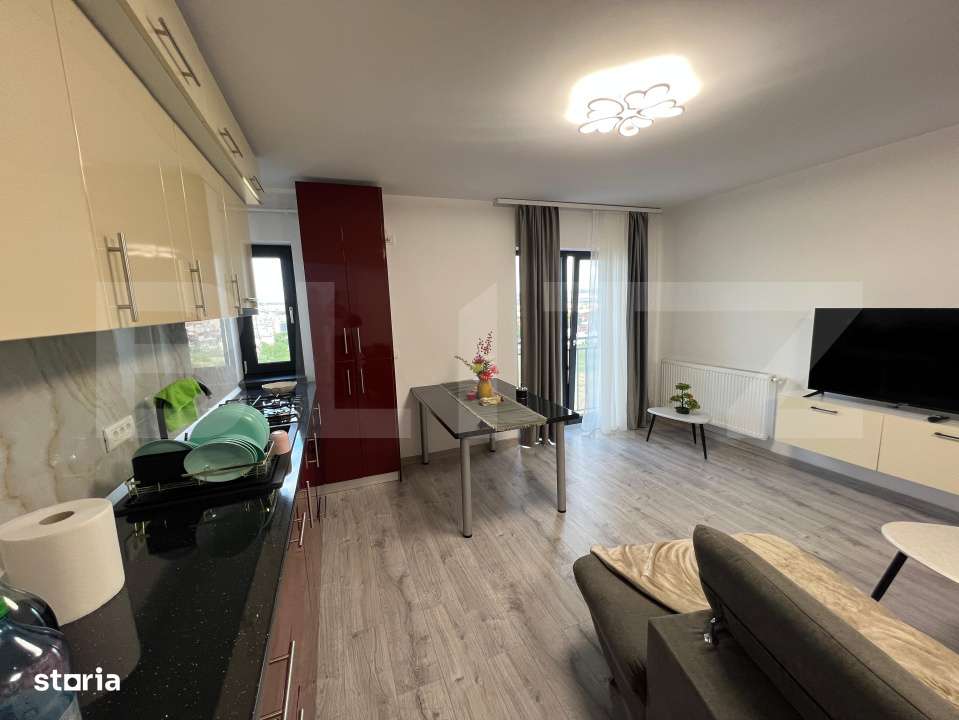 Apartament cu 2 camere– amenajat cu stil si pat baldachin in dormito - Imagine principală: 3/11