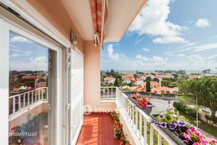 Apartamento T3 exclusivo, com garagem e vista mar, na Parede - Grande imagem: 5/49