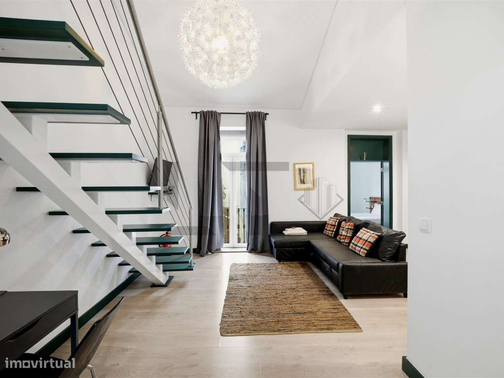 Prédio de Alojamento Local Reabilitado com 7 Unidades + Loja no Bai... - Grande imagem: 4/26