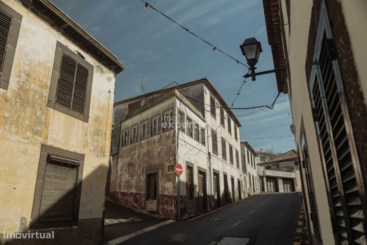 Edifício histórico com projeto aprovado no coração do Funchal-5