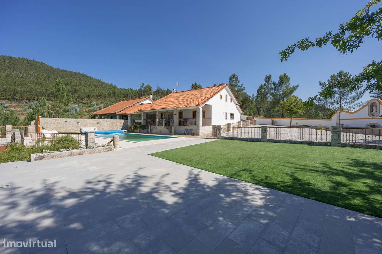 Moradia T2+2 | Piscina e Jardim | Vista Rio Zezêre | Dornes-34