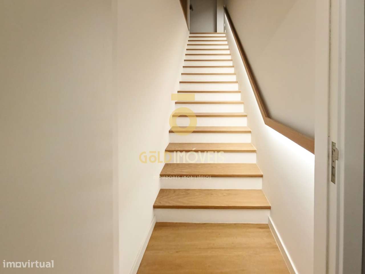 Moradia Geminada T3 Venda em Recezinhos (São Mamede),Penafiel-11