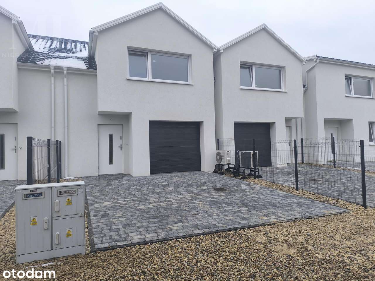Na sprzedaż nowoczesne domy w Żychlinie-2