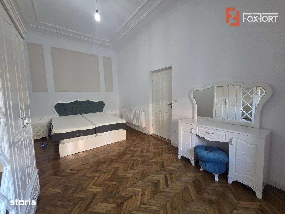 Apartament cu 2 camere, Central in cladire istorica - Arad - Imagine principală: 4/8