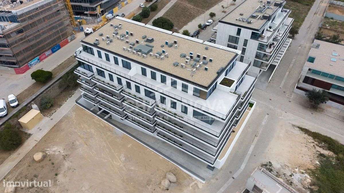 Apartamento T2 Novo c/ Vistas Mar em Canidelo (Seca do Bacalhau)-1