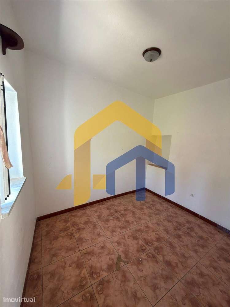 Moradia T1 com Jardim | Dentro da Muralha de Estremoz-14