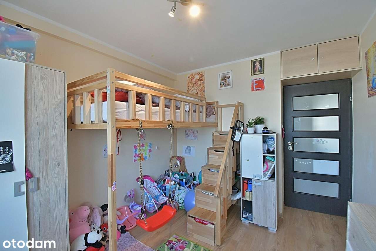 OKAZJA! 3 pokoje z oddzielną kuchnią i balkonem-8