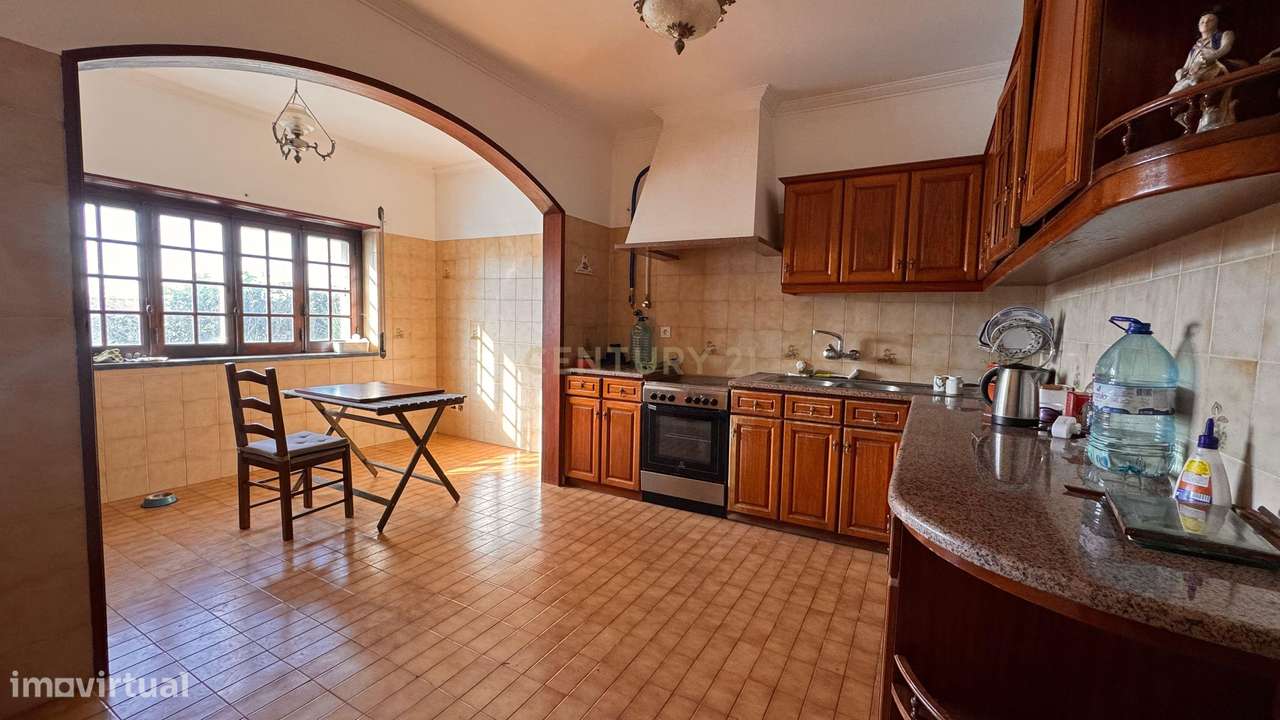 Moradia T5 com Terreno Generoso  - Mafra-38