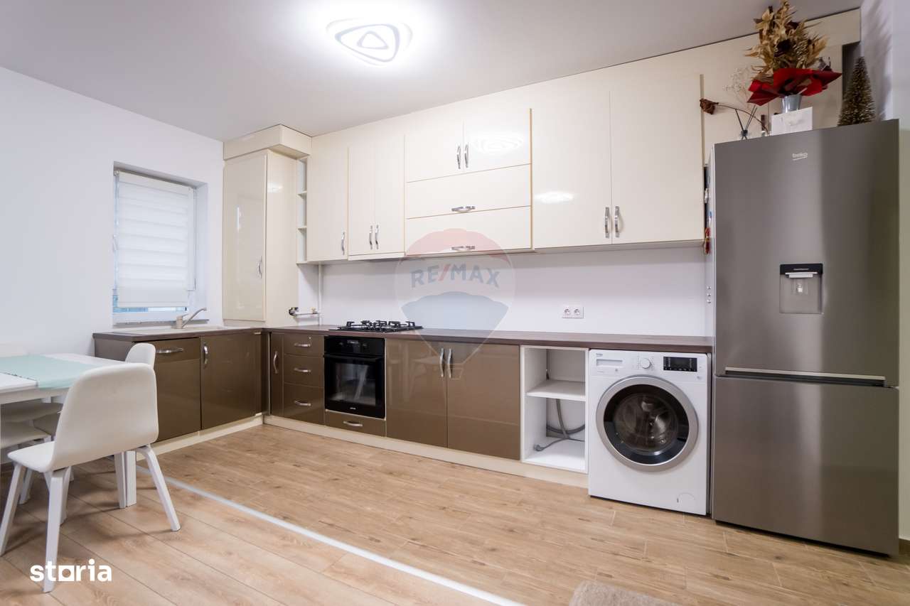 Apartament 3 camere cu 2 locuri de parcare si boxa Coresi-1