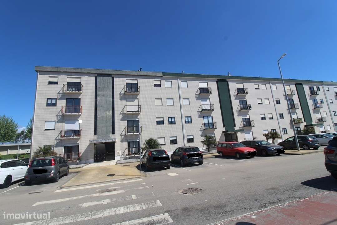 APARTAMENTO T3 EM ESMORIZ-18