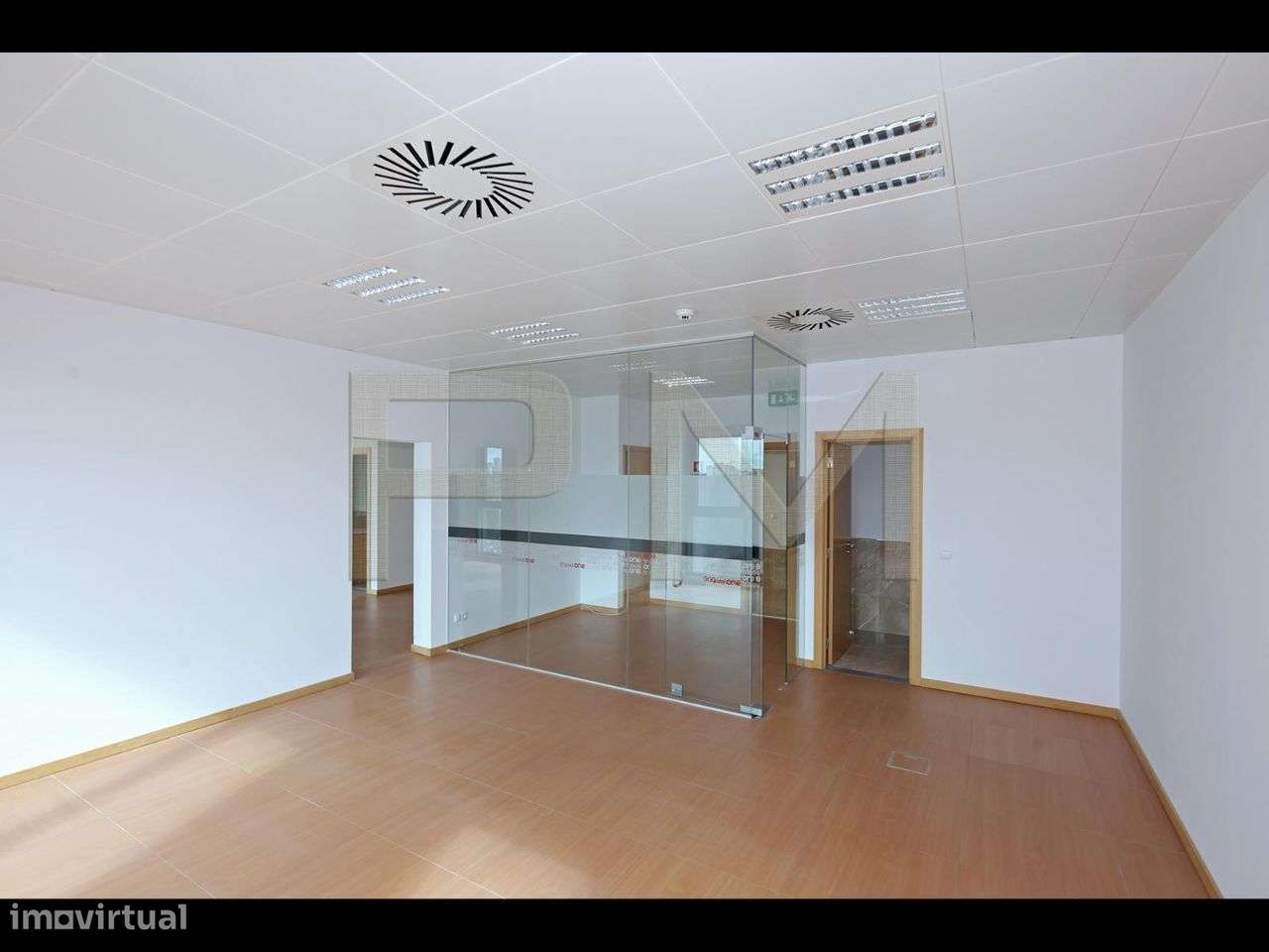 Escritório com 46 m2 e 2 lugares de parqueamento, na Expo (PM60341) - Grande imagem: 2/8