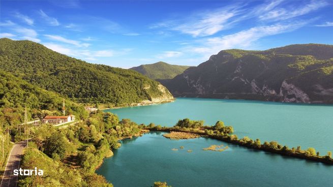 Teren intravilan pe malul Dunarii, in Cozla