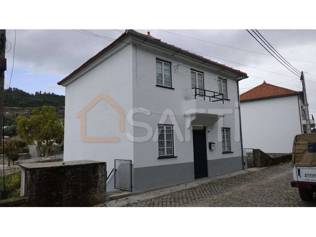 Moradia isolada com projeto para construção de dois apartamentos T2... - Grande imagem: 4/31