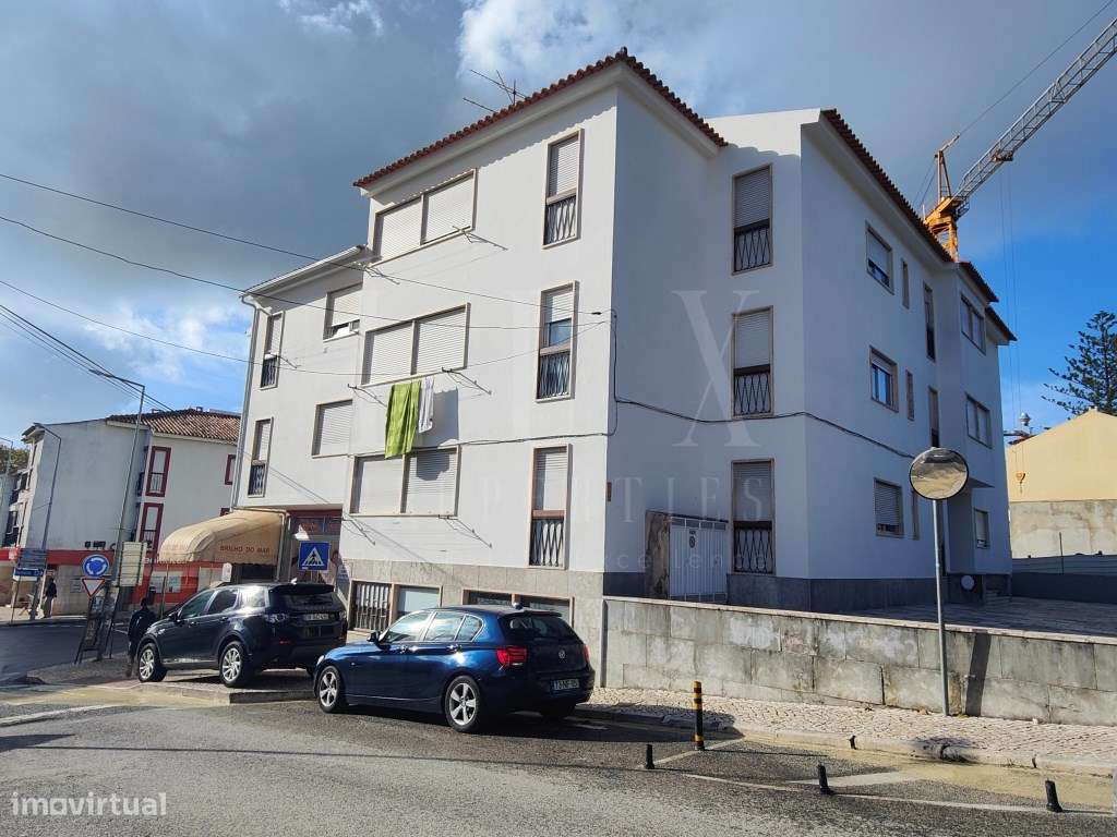 ESPAÇO COMERCIAL DE R/c COM 740m2 NO CENTRO DE CARCAVELOS-10