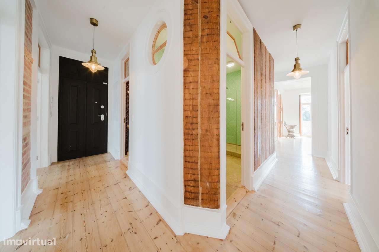 Apartamento T3 renovado junto à Avenida da Liberdade-22