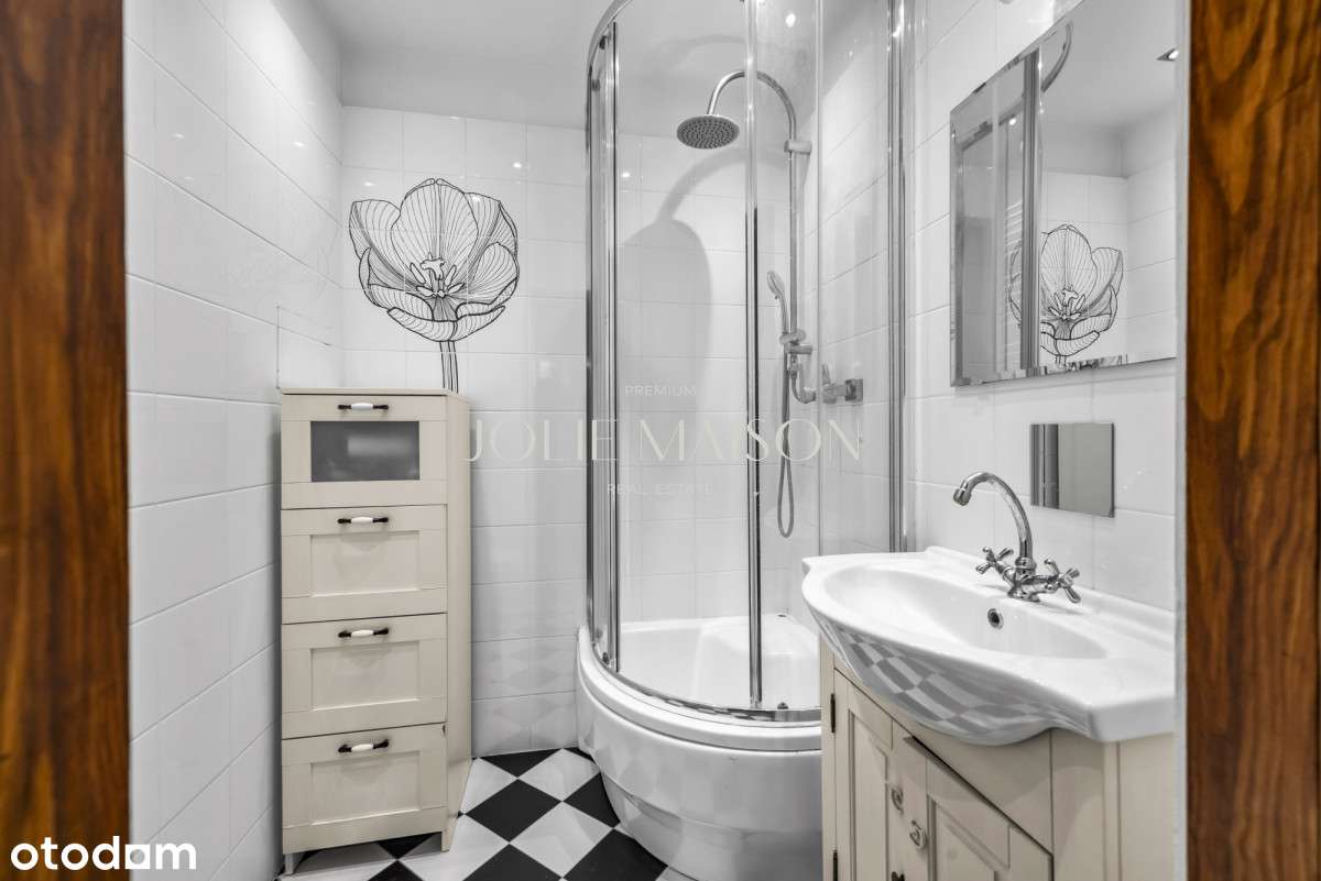 Wysokie w kamienicy z 1937r., klimatyzacja, balkon-6