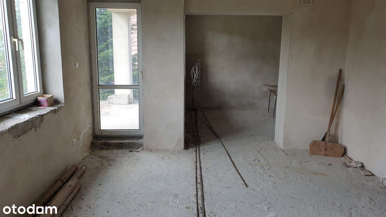 Dom w Gowarczowie-11