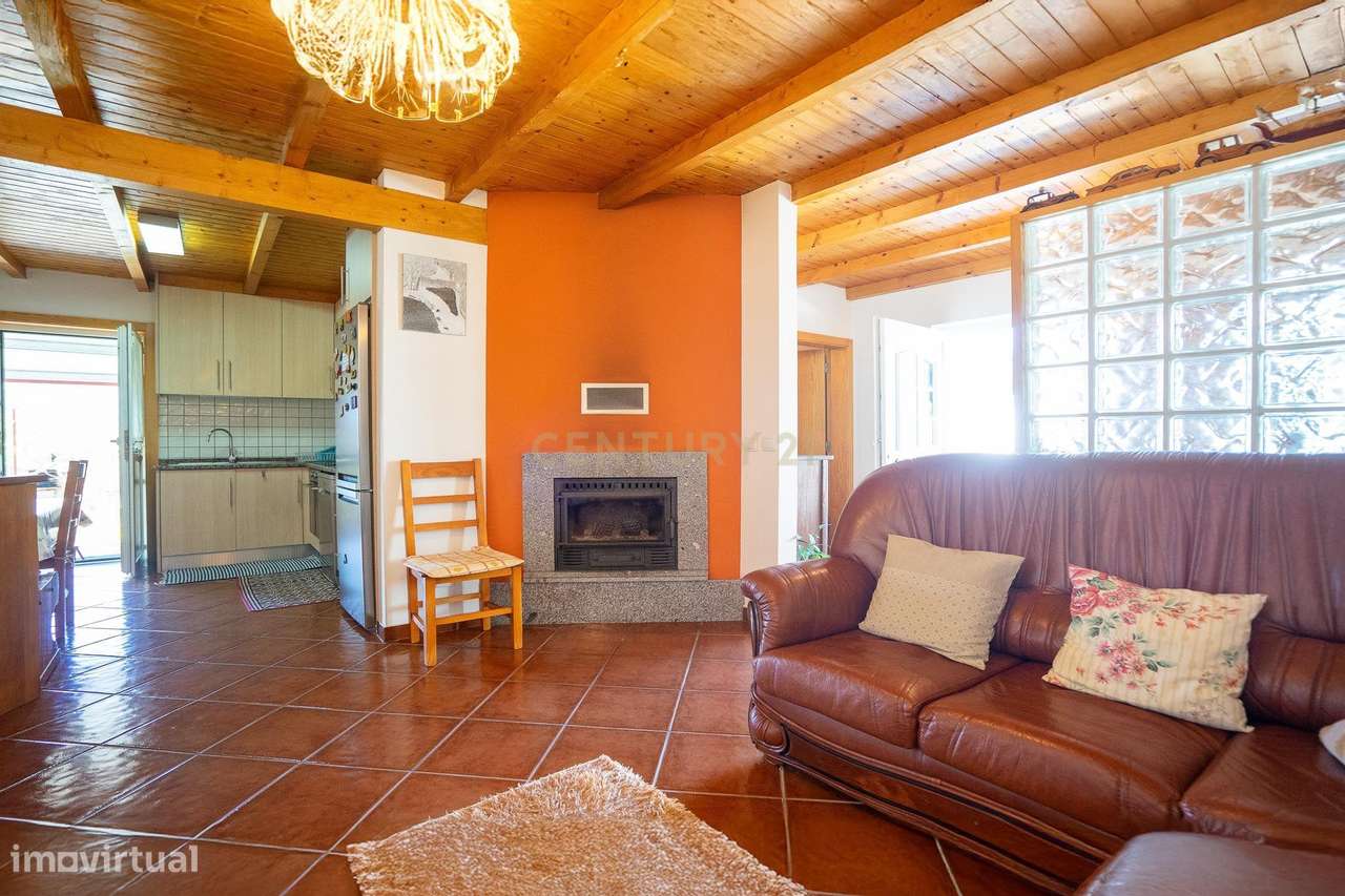 Moradia T3 , Moradia T2 e Moradia T3+2 com piscina, terreno, garagem r - Grande imagem: 4/60