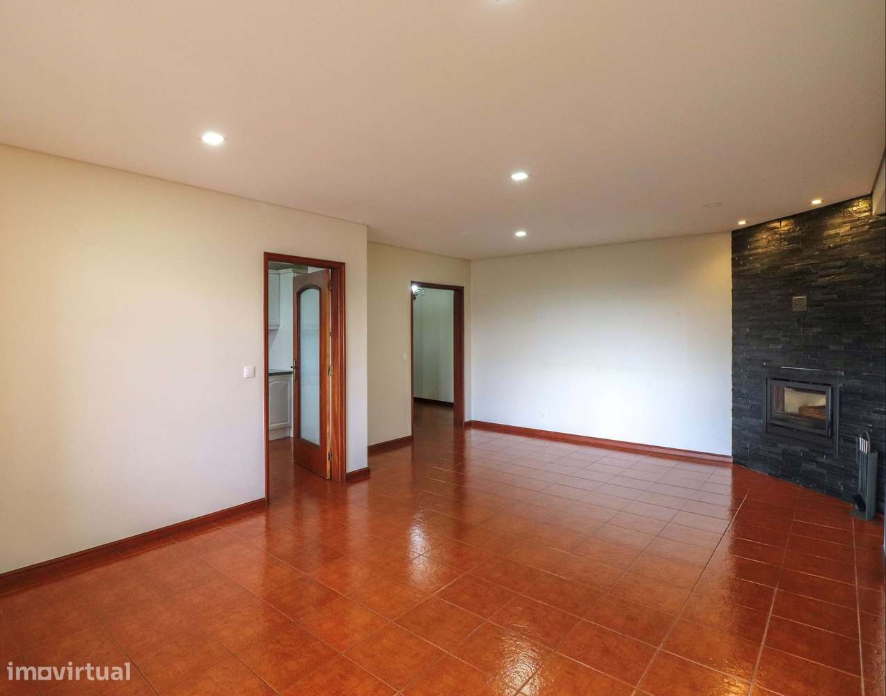 Apartamento T3 com suíte, em Sanguedo - Grande imagem: 2/26