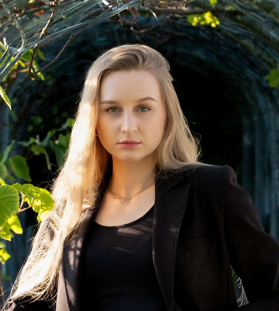 CBRE Sp. z o.o. Logo