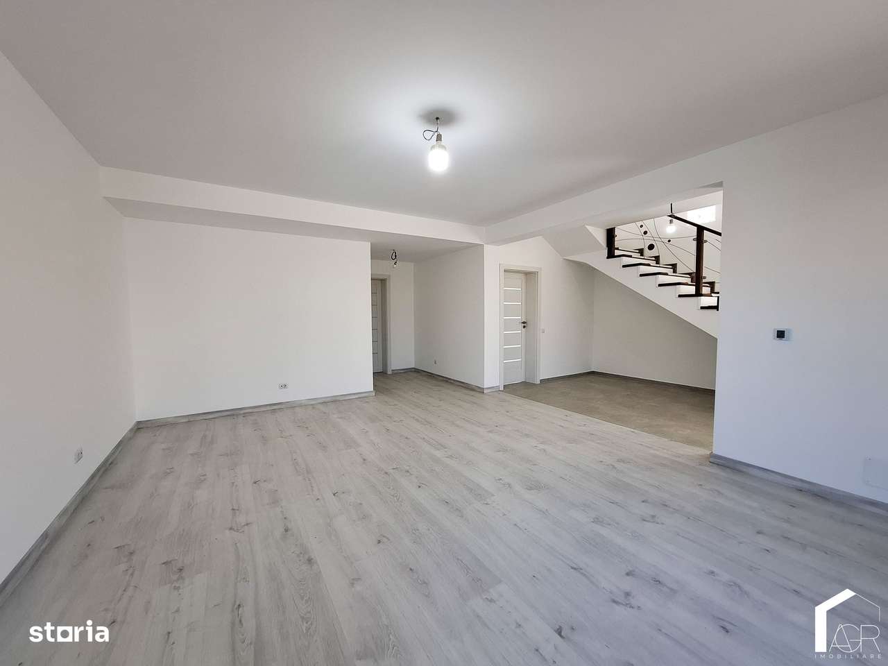 Vila P+1E, cu 5 camere, Paulesti - Imagine principală: 4/20