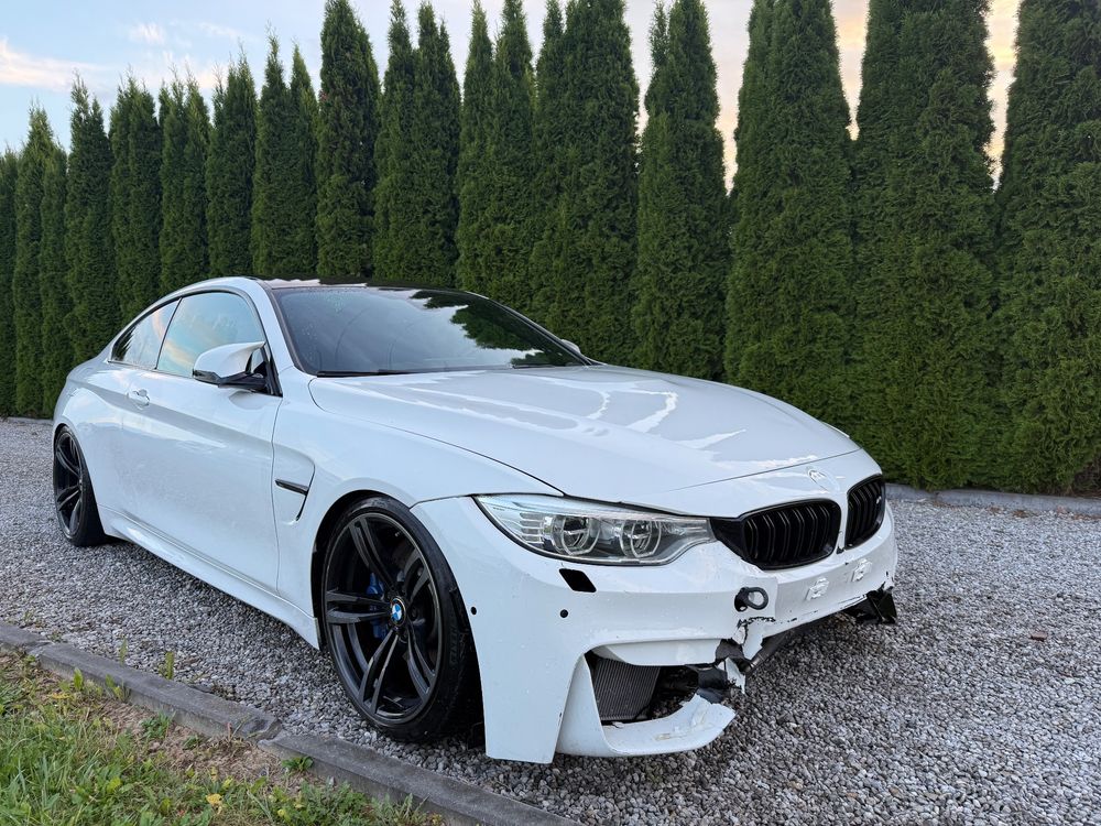 BMW M4 DKG 2016