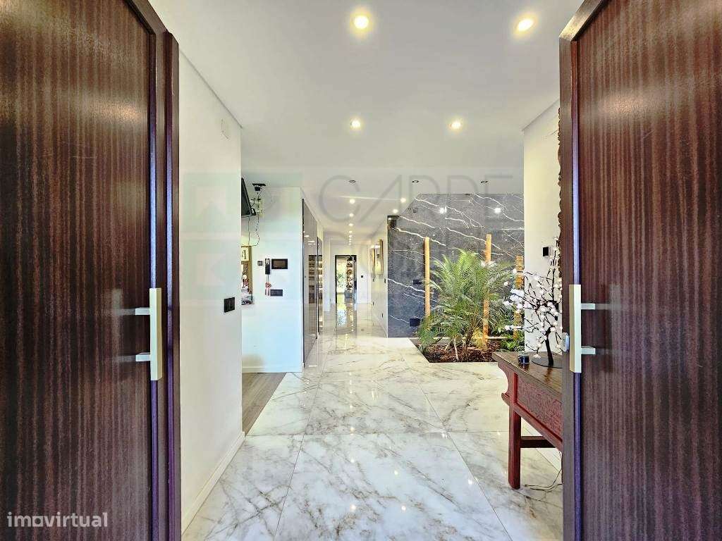 Magnifica moradia T4 com piscina na Urbanização Aroeira, em Santo E...-11