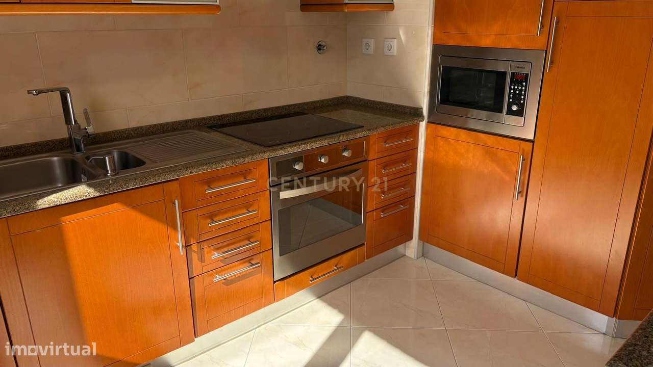 EXCELENTE APARTAMENTO T3 NAS COLINAS DO CRUZEIRO, ODIVELAS - Grande imagem: 2/37