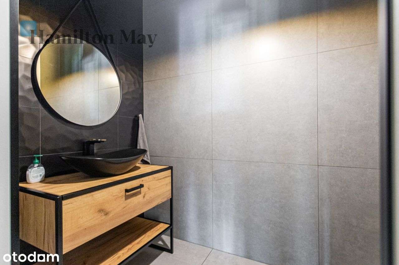 Nowoczesny dom w Błoniu z prywatnym ogrodem-12