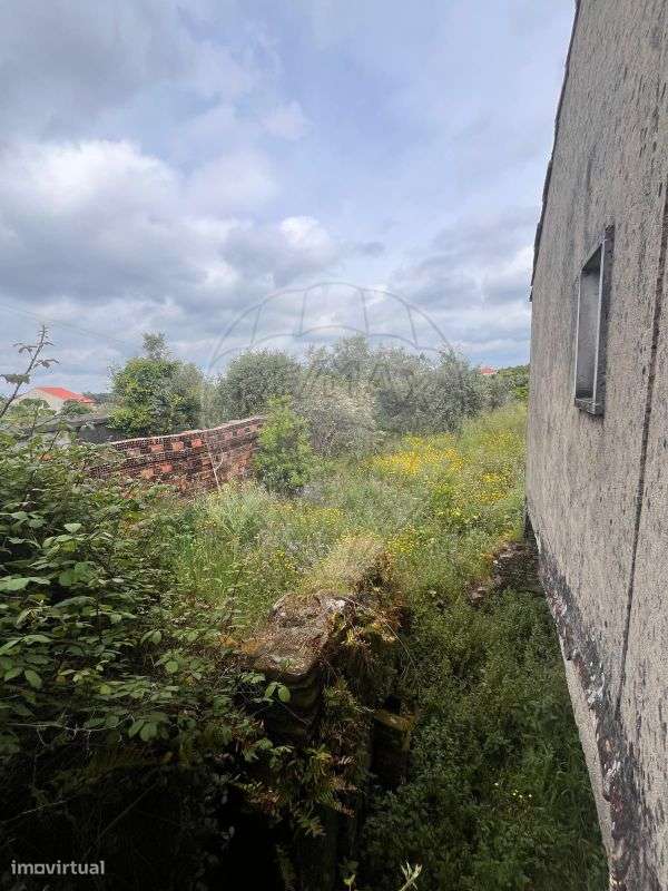 Moradia T2 para venda-17