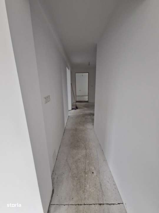 Casa individuala, decomandata, 10 camere, 210 mp., teren 15000mp., zon-14