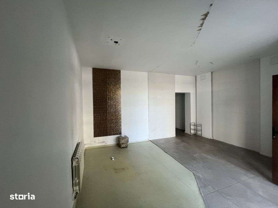 Spatiu de vanzare la strada  , 50 mp , 21 Decembrie - Imagine principală: 5/11