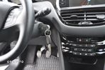 Peugeot 208 PureTech 82 Start & Stop Allure - 28