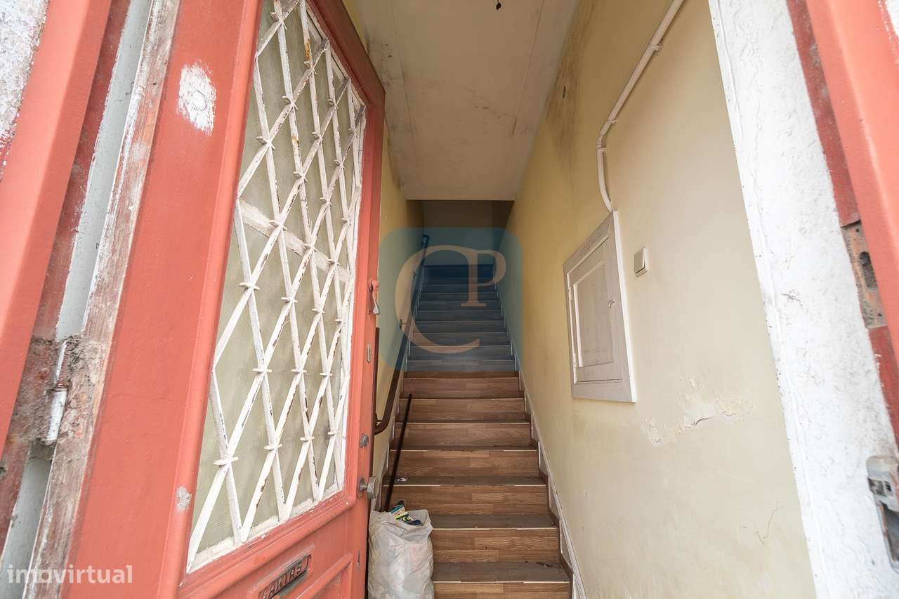 Moradia T4 para Restaurar, no centro de Matosinhos - Grande imagem: 4/18