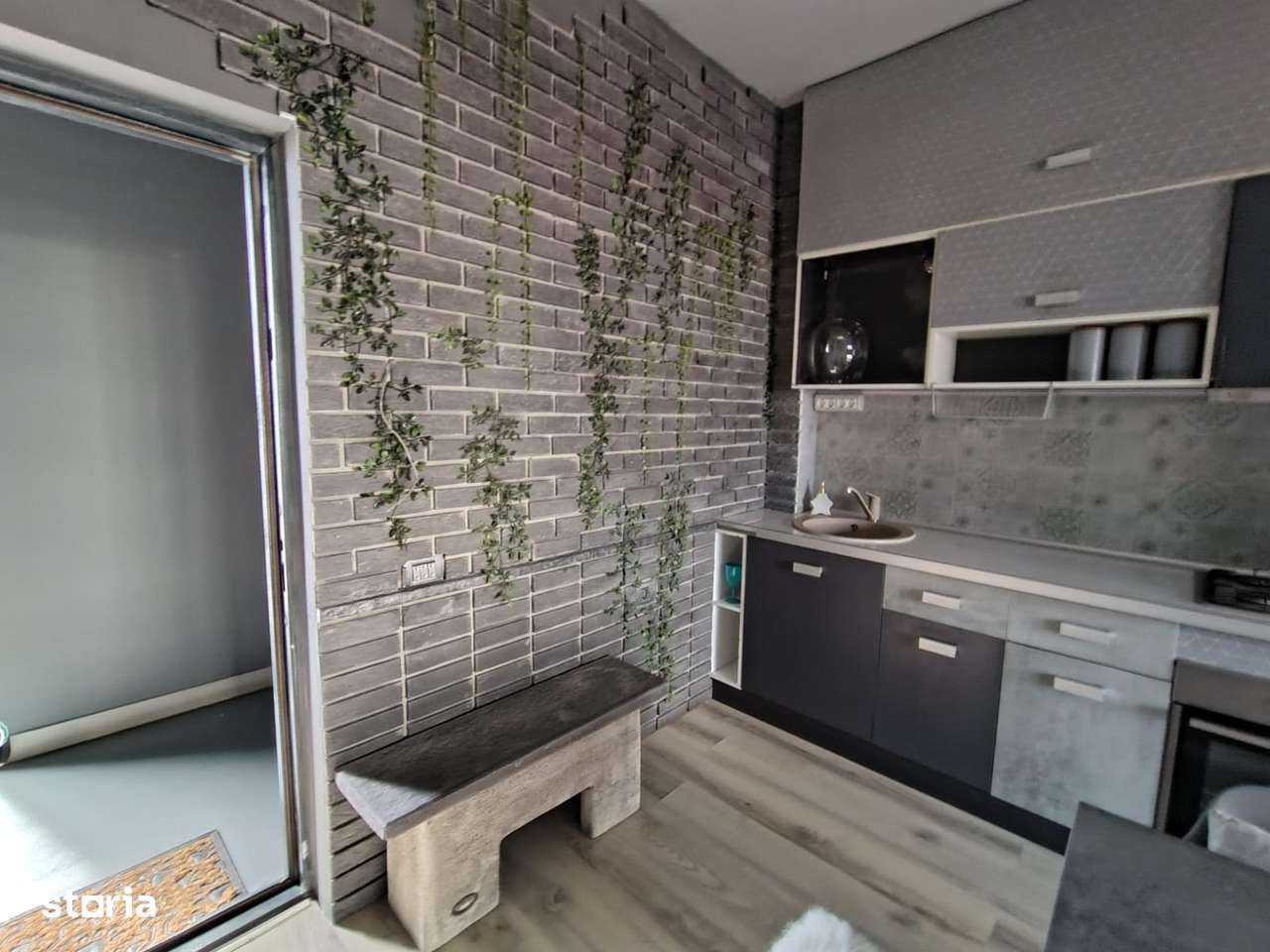 Ocazie ! Mamaia Sat, 2 camere, etaj 2, mobilat, utilat, 85.000 Euro-2