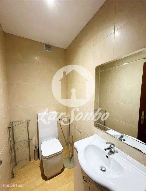 Apartamento T3, situado em Ermesinde  Espaçoso, luminoso e com loca...-15