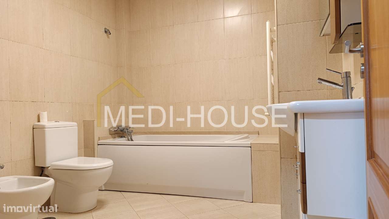 Moradia Unifamiliar T4+1 em Esposende-15