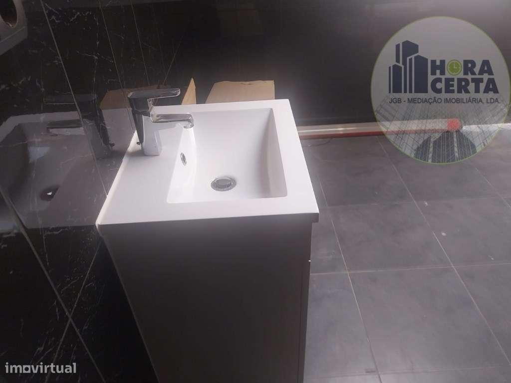 Apartamento T3+1 na Arrentela!-15
