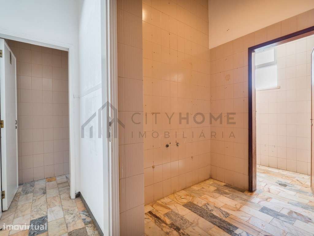 Espaço comercial com piscina e múltiplas possibilidades de negócio ...-9