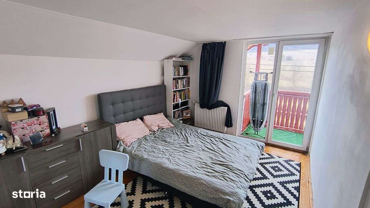 Casa cu curte 110 mp utili, teren 750 mp, prosumator - Imagine principală: 3/11